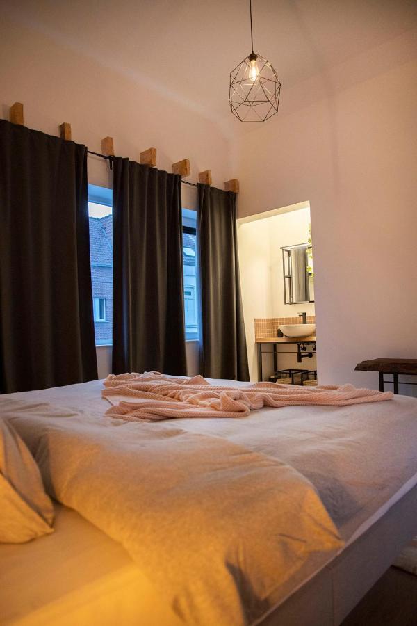 Studio73, Guesthouse Met Sauna Kortrijk Kültér fotó